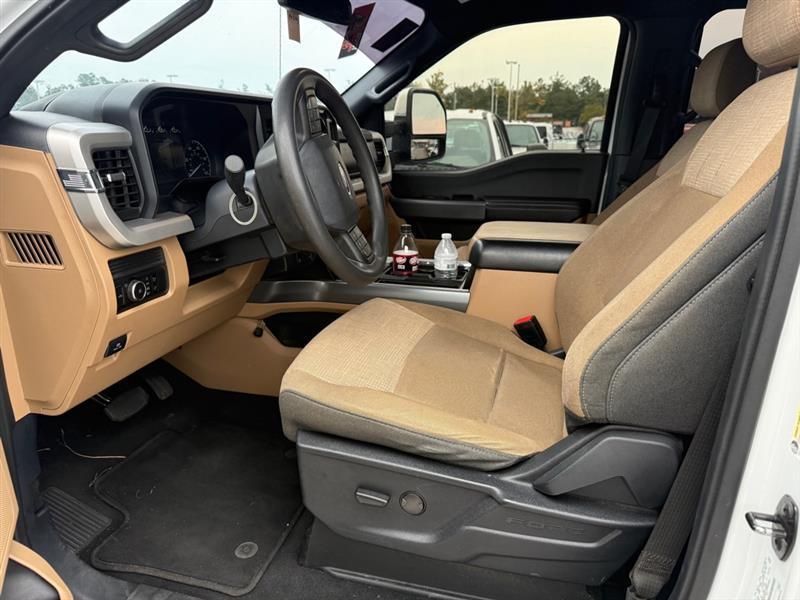 Ford F-250 SD XL Crew Cab 4WD 2023