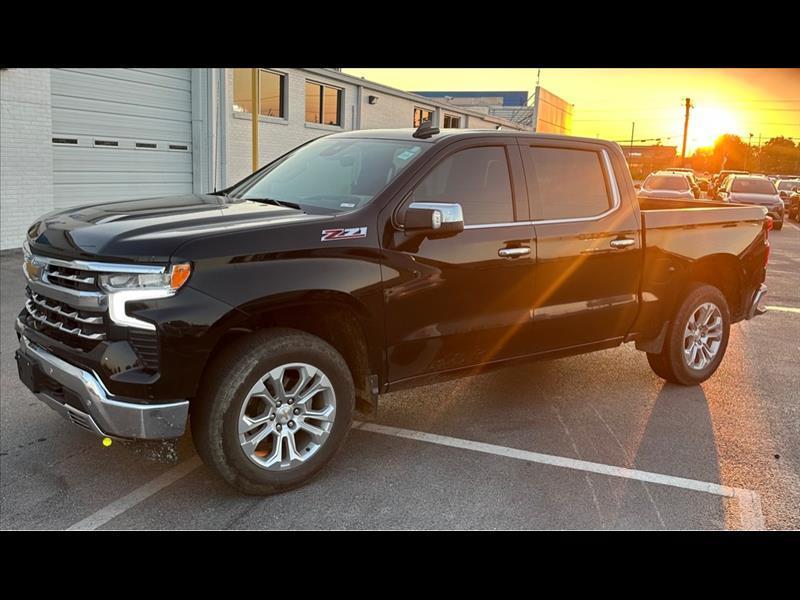 2025 Chevrolet Silverado 1500 LTZ Crew Cab 4WD