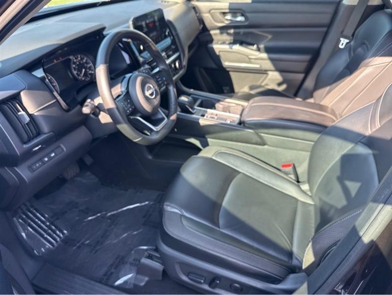 Nissan Pathfinder SL 2022