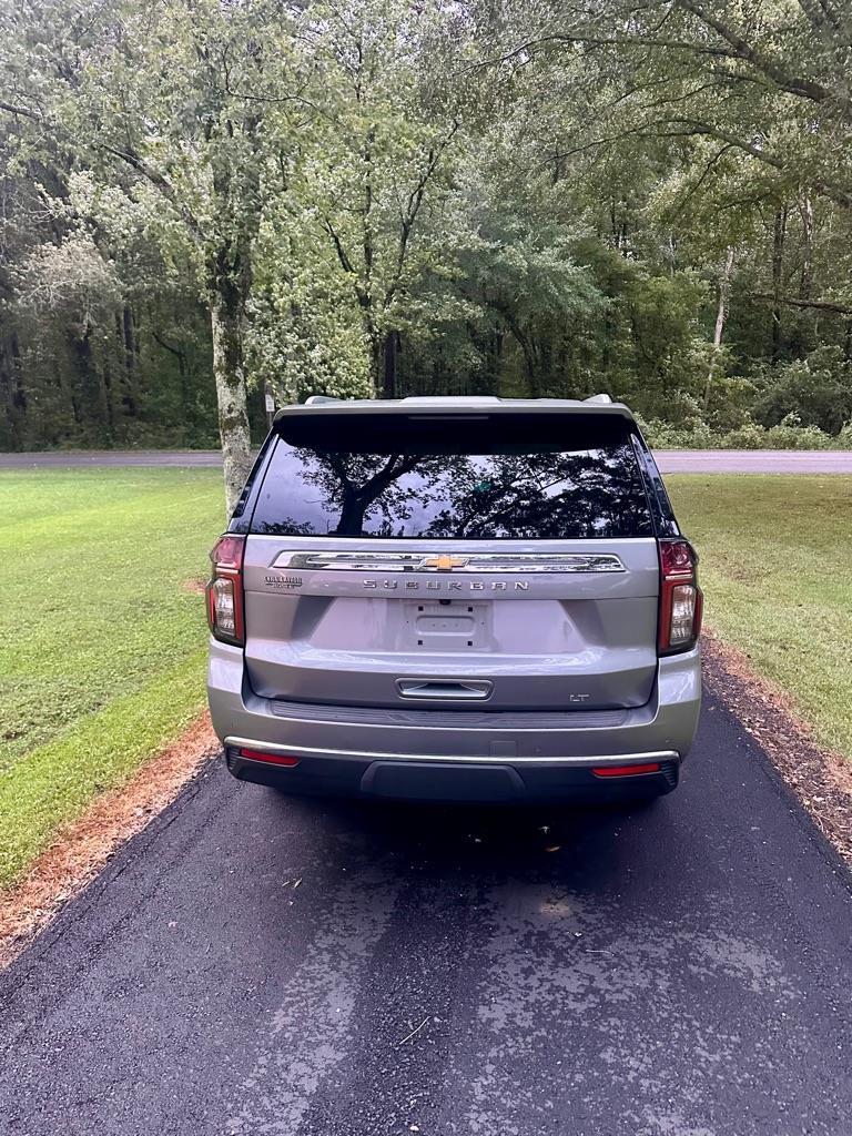 Chevrolet Suburban LT 2WD 2023