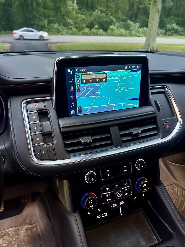 Chevrolet Suburban LT 2WD 2023