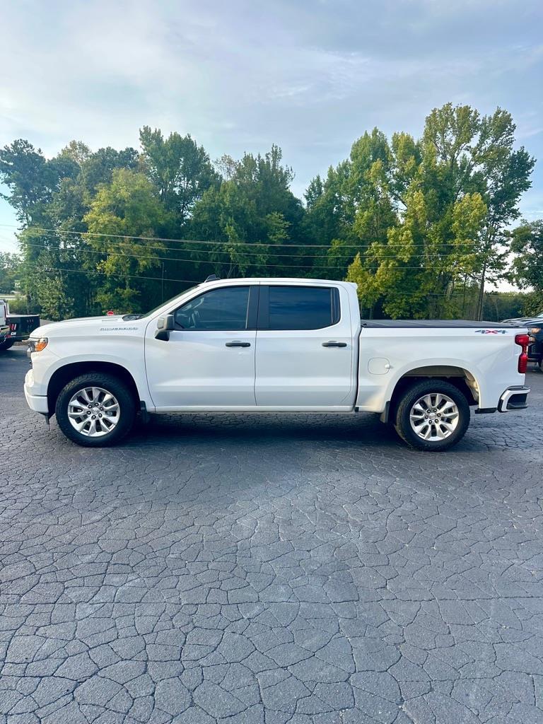 2025 Chevrolet Silverado 1500 Custom Crew Cab 4WD