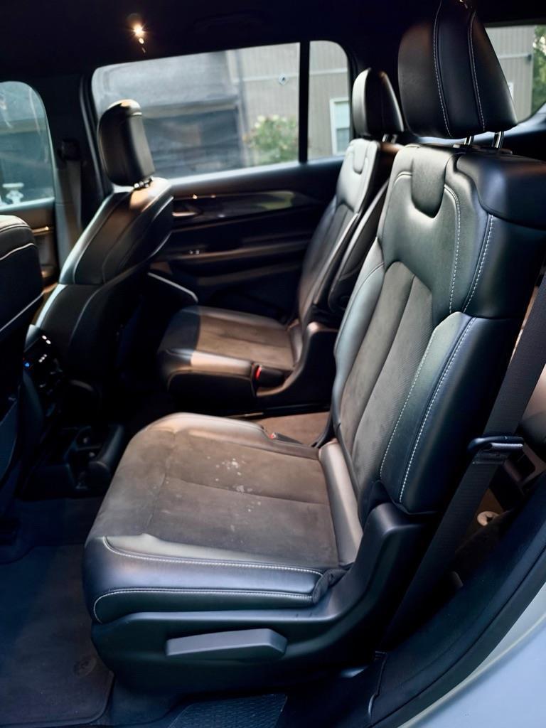 Jeep Grand Cherokee L Laredo 4WD 2021