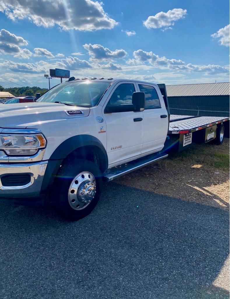 2022 RAM 5500 Crew Cab SWB 4WD DRW