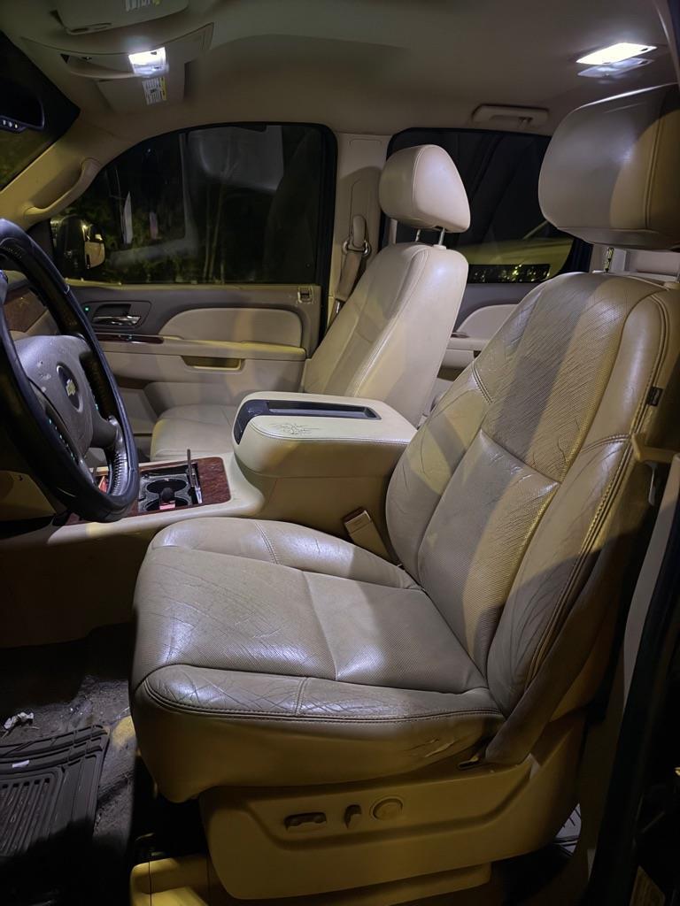 Chevrolet Avalanche LTZ 2WD 2011