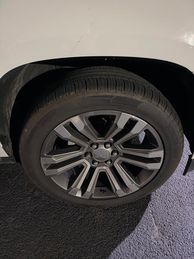 GMC Yukon Denali 4WD 2018