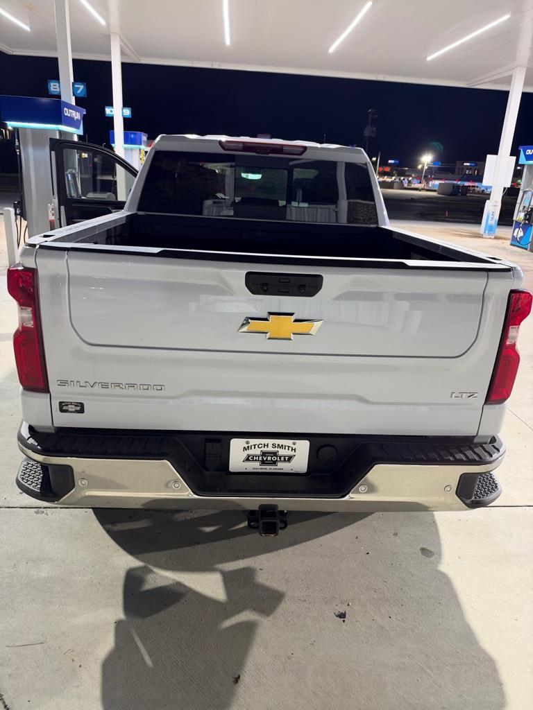 Chevrolet Silverado 1500 LTZ Crew Cab 4WD 2026