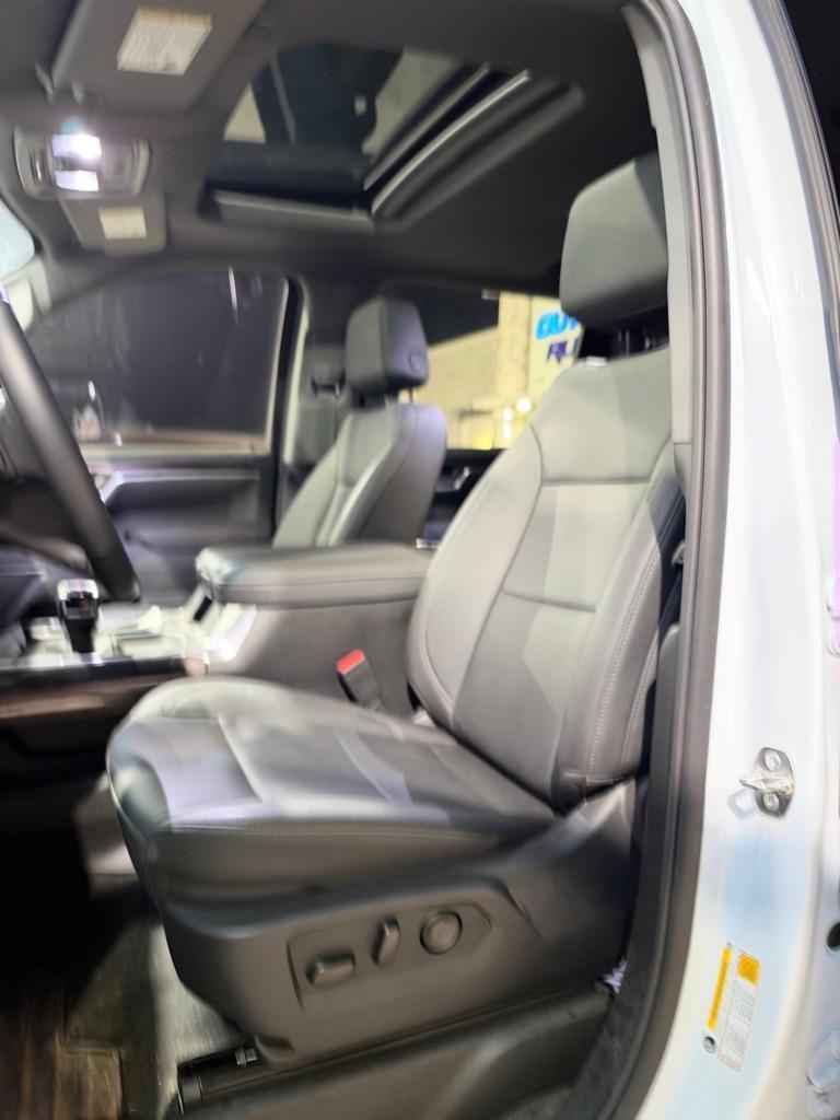 Chevrolet Silverado 1500 LTZ Crew Cab 4WD 2026