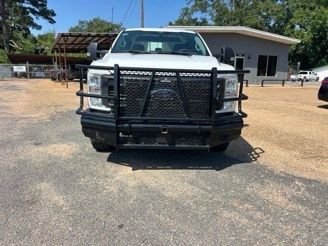 Ford F-350 SD XL Crew Cab Long Bed 4WD 2024