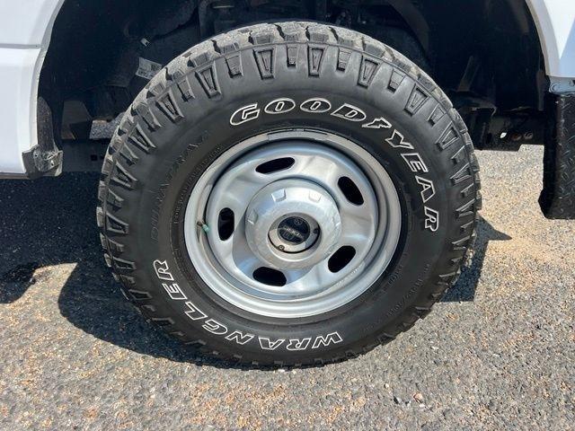 Ford F-350 SD XL Crew Cab Long Bed 4WD 2024