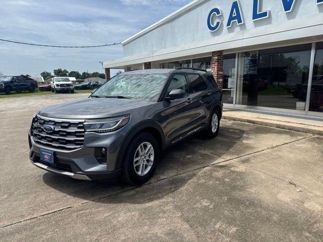 Ford Explorer Active 2025