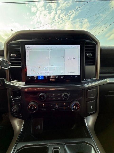 Ford F-150 STX SuperCrew 4WD 2024