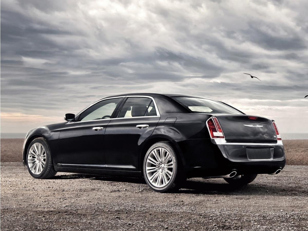 2011 Chrysler 300 C RWD