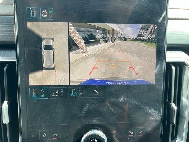 GMC Acadia Elevation 2026