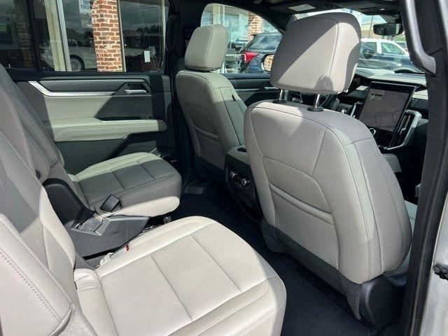GMC Acadia Elevation 2026