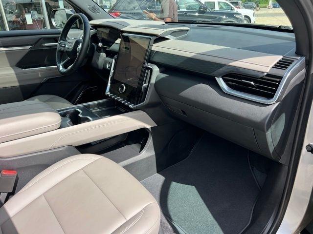 GMC Acadia Elevation 2026