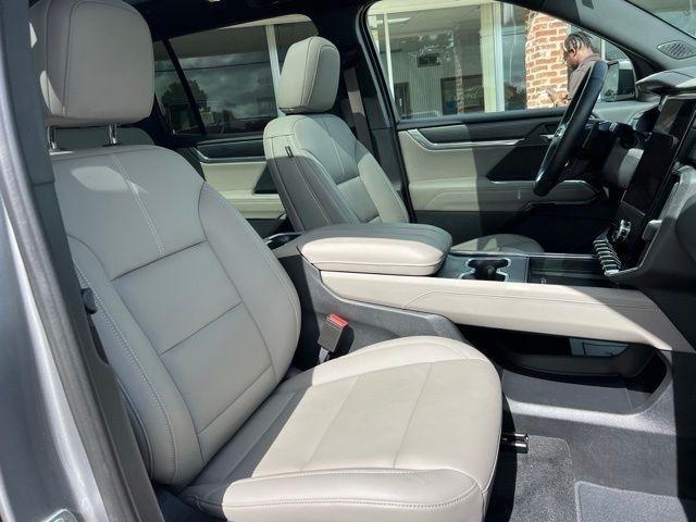 GMC Acadia Elevation 2026