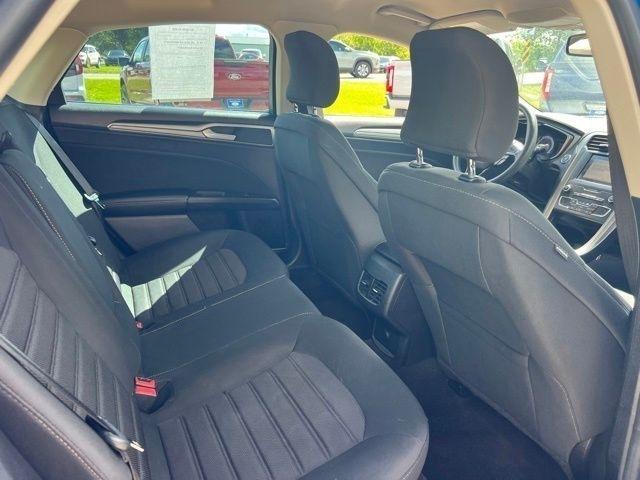 Ford Fusion SE 2019