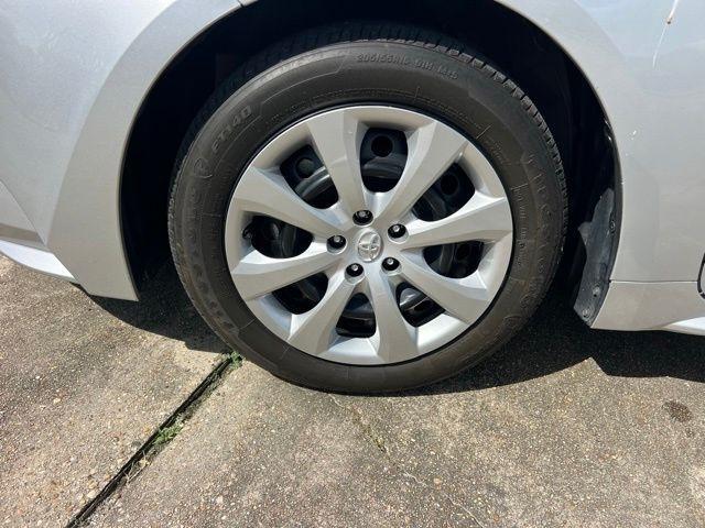 Toyota Corolla LE 2024