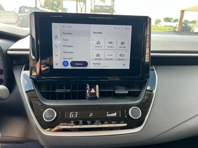 Toyota Corolla LE 2024