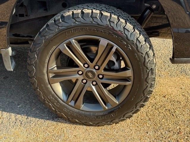Ford F-150 XL SuperCrew 5.5-ft. Bed 4WD 2022