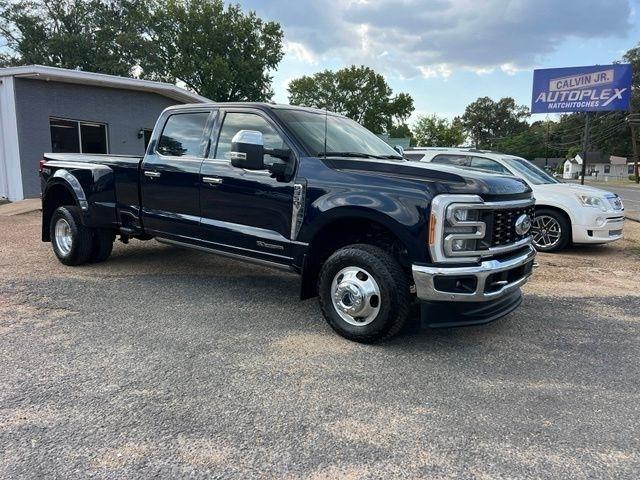 Ford F-350 SD XL Crew Cab Long Bed DRW 4WD 2023