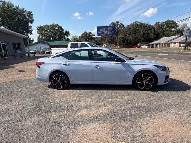 Nissan Altima 2.5 SR 2023