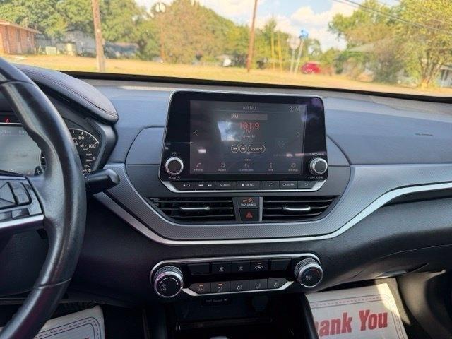 Nissan Altima 2.5 SR 2023