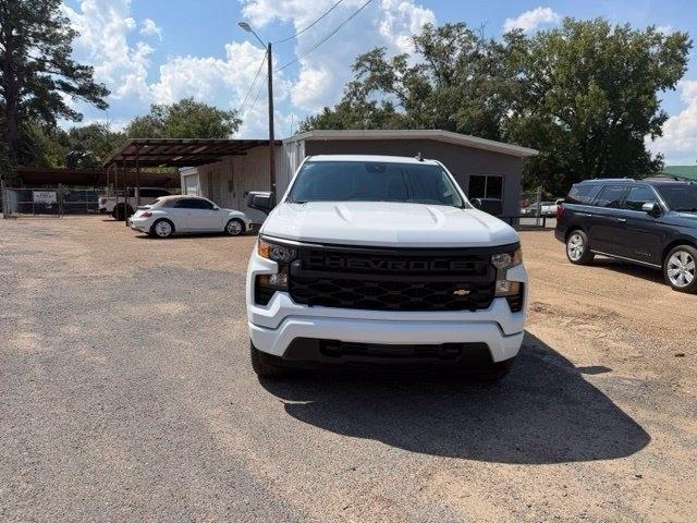 Chevrolet Silverado 1500 Custom Crew Cab 2WD 2026