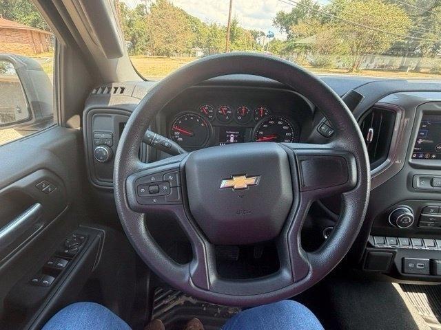 Chevrolet Silverado 1500 Custom Crew Cab 2WD 2026