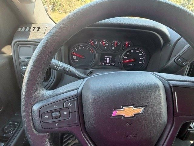 Chevrolet Silverado 1500 Custom Crew Cab 2WD 2026