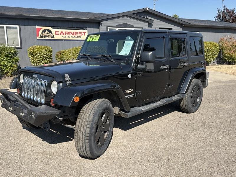 2012 Jeep Wrangler Unlimited Sahara 4WD