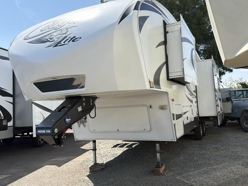 2014 Keystone Unknown 