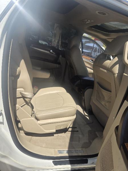 Buick Enclave CXL FWD 2008