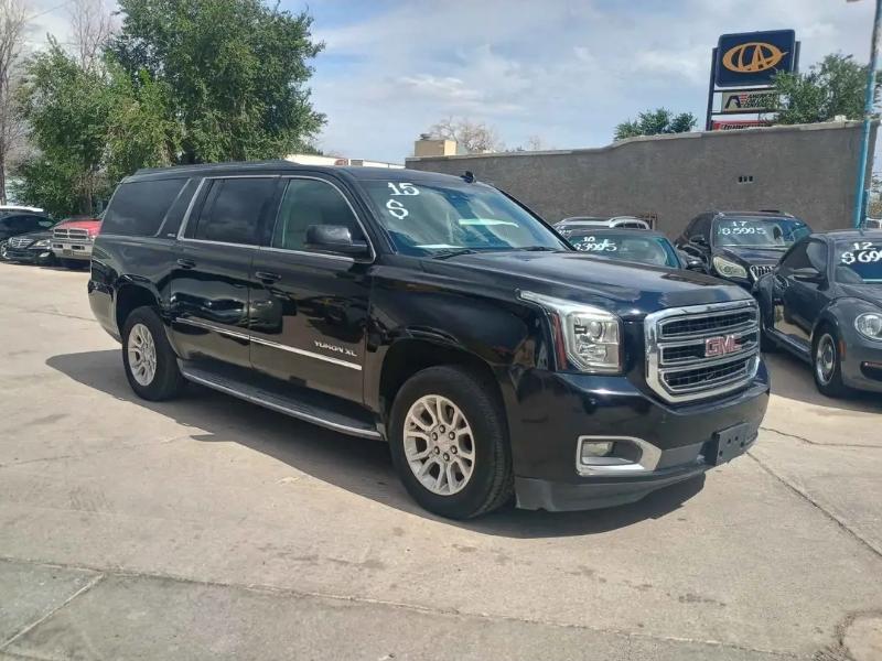 GMC Yukon XL SLE 1/2 Ton 2WD 2015