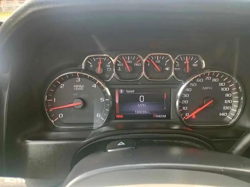 GMC Yukon XL SLE 1/2 Ton 2WD 2015