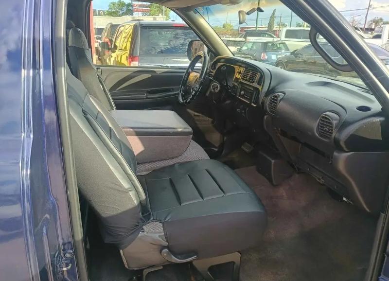 Dodge Ram 1500 WS Reg. Cab Short Bed 2WD 1999