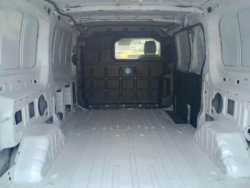 Ford Transit 150 Van Low Roof 60/40 Pass. 130-in. WB 2016