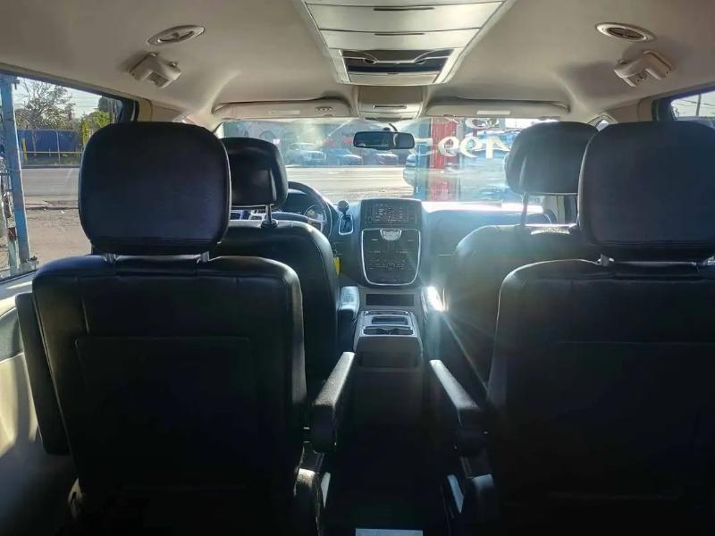 Chrysler Town & Country Touring 2015