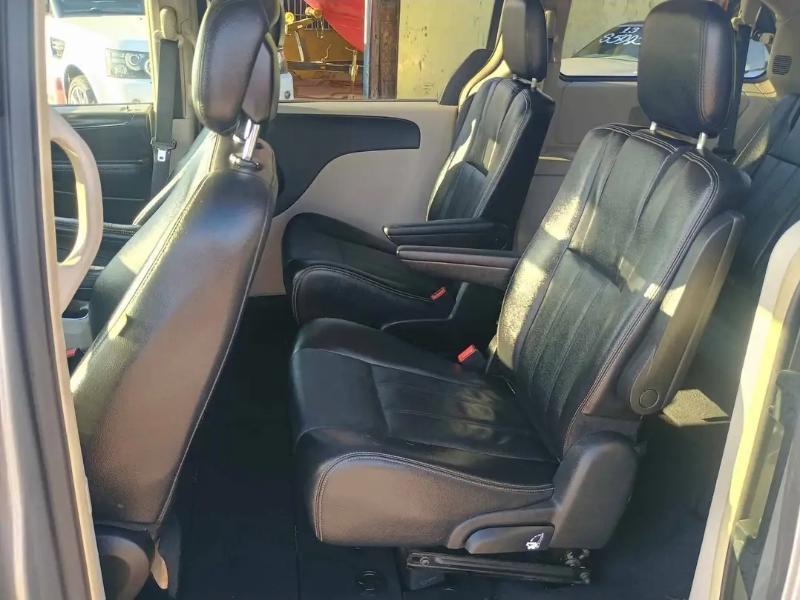 Chrysler Town & Country Touring 2015