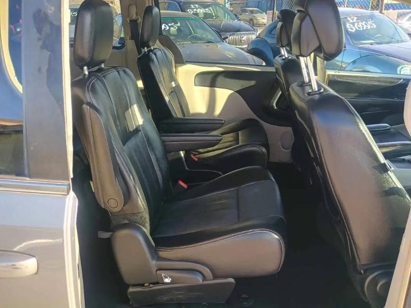 Chrysler Town & Country Touring 2015