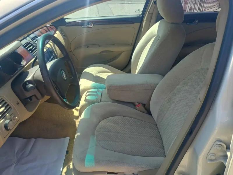 Buick Lucerne CX 2010
