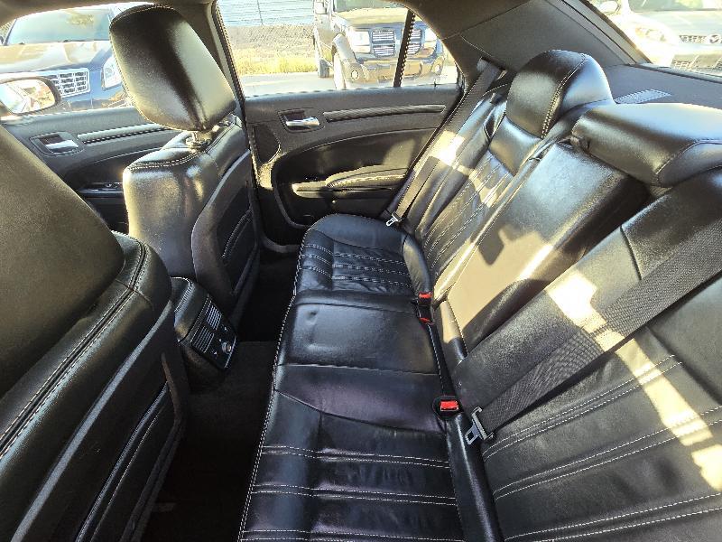 Chrysler 300 S V6 RWD 2012