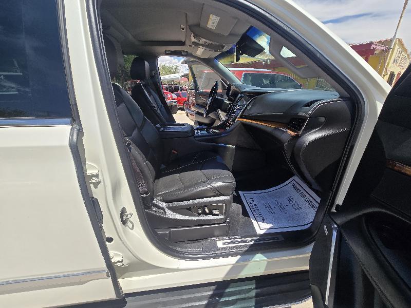 Cadillac Escalade Luxury 4WD 2015