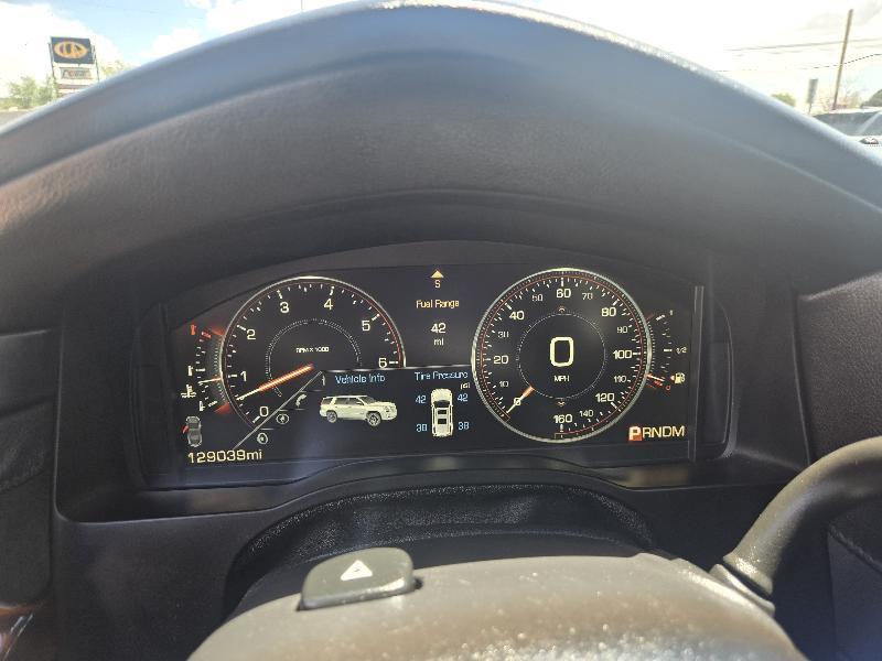 Cadillac Escalade Luxury 4WD 2015