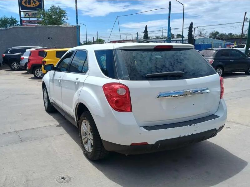 Chevrolet Equinox LS 2WD 2011