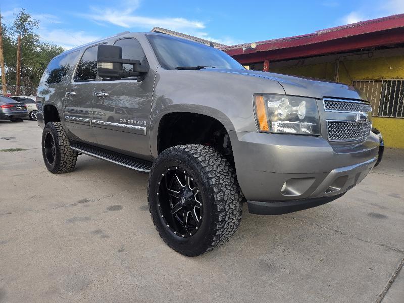 Chevrolet Suburban LS 1500 4WD 2008