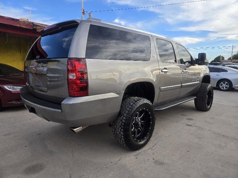 Chevrolet Suburban LS 1500 4WD 2008