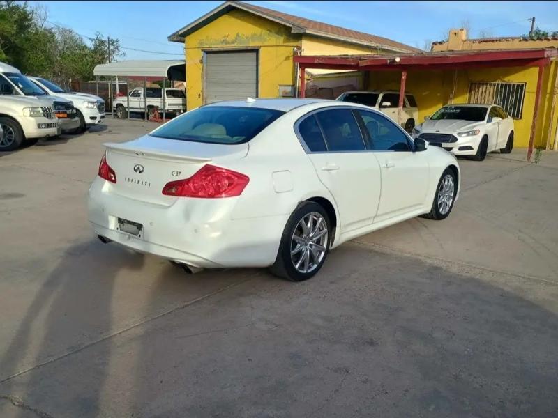 Infiniti G Sedan G37 Sport 6MT 2010