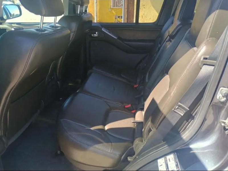 Nissan Pathfinder S 4WD 2012